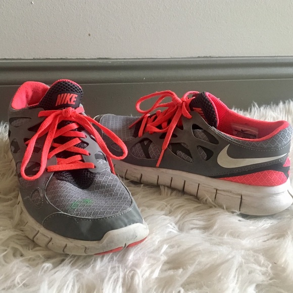 Shoes - Picture 3 of 5